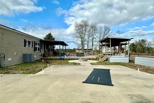 237 SW Baron Glen, Fort White, FL 32038 - Photo 6