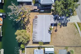 1115 SE Kings Bay Dr, Crystal River, FL 34429 - Photo 30