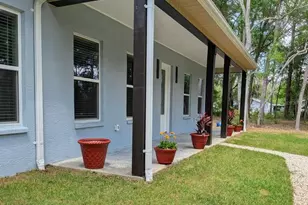 3183 E Fawn Ct, Inverness, FL 34452 - Photo 2