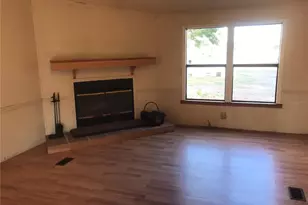 11821 SE 123rd Ave, Ocklawaha, FL 32179 - Photo 2