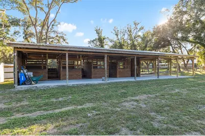 3291 SE 188th Terrace, Morriston, FL 32668 - Photo 1