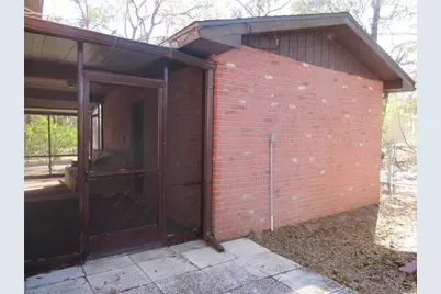 17051 SE 61st Place, Ocklawaha, FL 32179 - Photo 8