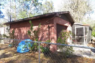 17051 SE 61st Pl, Ocklawaha, FL 32179 - Photo 10