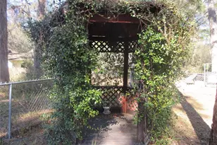 17051 SE 61st Pl, Ocklawaha, FL 32179 - Photo 20