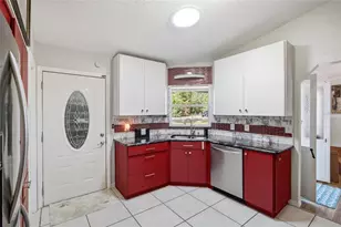 14721 SE 30th Ct, Summerfield, FL 34491 - Photo 10