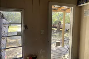 330 Cobb St, Bronson, FL 32621 - Photo 6