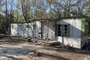 330 Cobb St, Bronson, FL 32621 - Photo 2