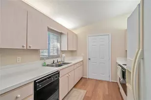 17724 SE 95th Ct, Summerfield, FL 34491 - Photo 10