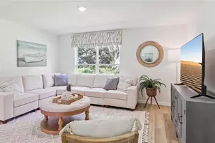 8761 Triumph Cir, Wildwood, FL 34785 - Photo 10