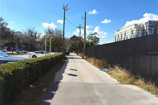 1220 SW 1st Ave, Gainesville, FL 32601 - Photo 12