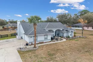 5970 NE 57th Loop, Silver Springs, FL 34488 - Photo 2