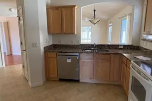 2440 Iverson Ct, The Villages, FL 32162 - Photo 4