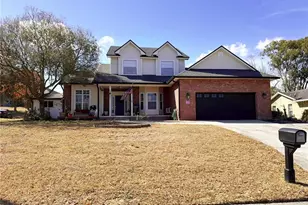 2577 Highlands Vue Pkwy, Lakeland, FL 33812 - Photo 2