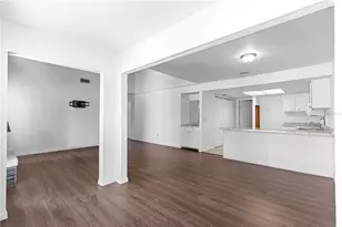 15203 Sandalwood Dr, Wildwood, FL 34785 - Photo 16