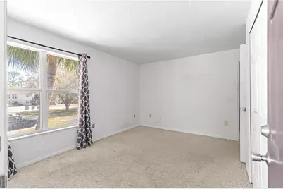 15203 Sandalwood Drive #203, Wildwood, FL 34785 - Photo 32