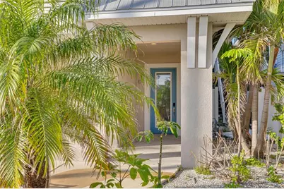 16306 1st Street E, Redington Beach, FL 33708 - Photo 8