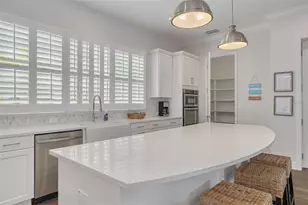 16306 1st St E, Redington Beach, FL 33708 - Photo 18