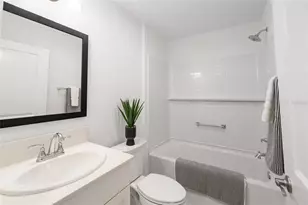 7608 Daniel Hearns Wy, The Villages, FL 34762 - Photo 8