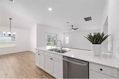 7608 Daniel Hearns Way, The Villages, FL 34762 - Photo 18