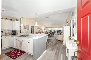 1270 Northbrook Pl, The Villages, FL 32162 - Photo 2