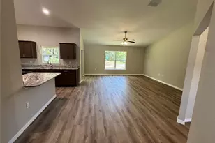 8121 SW 202nd Terrace, Dunnellon, FL 34431 - Photo 10