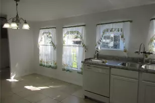 18601 SE 24th Ln, Ocklawaha, FL 32179 - Photo 16