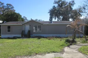 18601 SE 24th Ln, Ocklawaha, FL 32179 - Photo 1