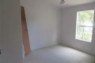 18601 SE 24th Ln, Ocklawaha, FL 32179 - Photo 12