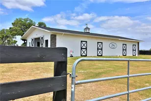 7970 SW 140th Ave, Dunnellon, FL 34432 - Photo 4