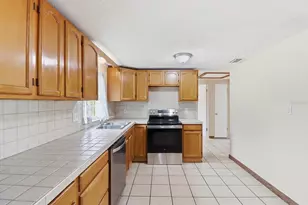 7461 W Village Dr, Homosassa, FL 34446 - Photo 10