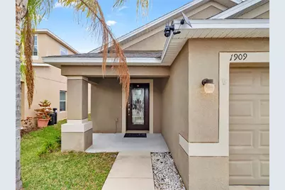 1909 Hawks View Drive, Ruskin, FL 33570 - Photo 2