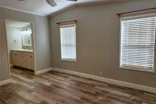 10915 NE 222 St, Fort Mc Coy, FL 32134 - Photo 12