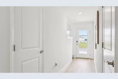 11227 NW 167th Terrace, Alachua, FL 32615 - Photo 2