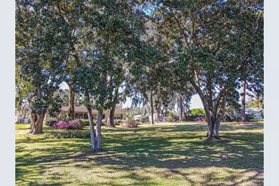 10376 SE 43rd Court, Belleview, FL 34420 - Photo 2