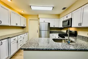 15082 SW 38th Cir, Ocala, FL 34473 - Photo 2