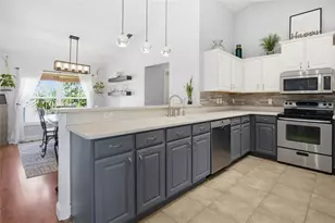 13025 NE 7th Ln, Silver Springs, FL 34488 - Photo 12