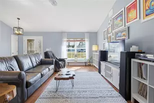 13025 NE 7th Ln, Silver Springs, FL 34488 - Photo 8