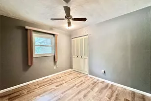 1629 NW 40th Terrace, Gainesville, FL 32605 - Photo 18