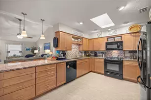 5565 SE 37th Pl, Ocala, FL 34480 - Photo 10