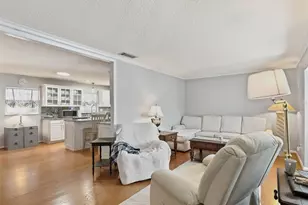 8667 SE 157th Pl, Summerfield, FL 34491 - Photo 6