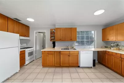 9488 N Sandree Drive, Citrus Springs, FL 34434 - Photo 6