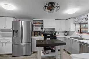 2901 S Pine Ridge Ave, Homosassa, FL 34448 - Photo 6