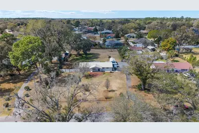 10350 SE 43rd Court, Belleview, FL 34420 - Photo 2