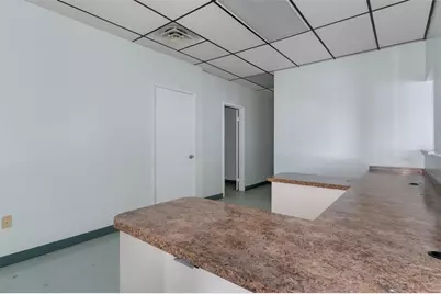 936 N Suncoast Boulevard, Crystal River, FL 34429 - Photo 12