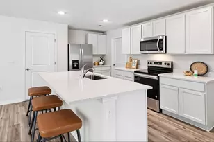 3095 Evenmore Wy, Wildwood, FL 34785 - Photo 4