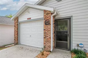 3916 NE 22nd Ln, Ocala, FL 34470 - Photo 4