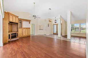 5312 Greens Dr, Lady Lake, FL 32159 - Photo 8