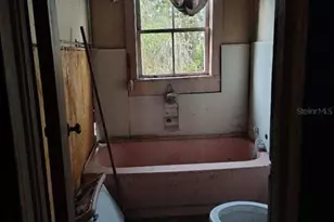 823 S Warner Ave, Perry, FL 32348 - Photo 20