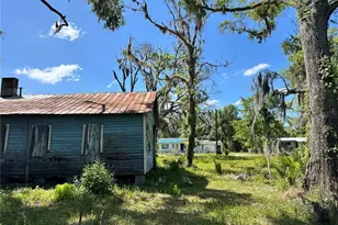 823 S Warner Ave, Perry, FL 32348 - Photo 24