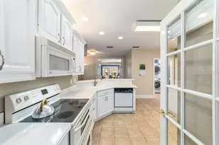 905 SE 12th St, Ocala, FL 34471 - Photo 8